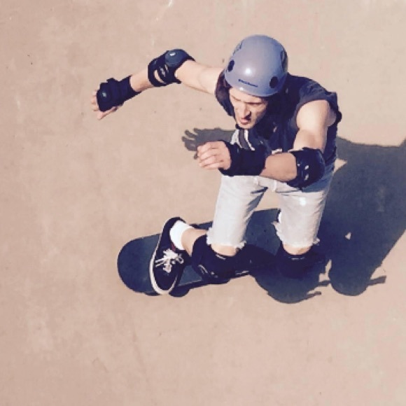 Threadsworth A., Benjamin - Picture 13 of 16